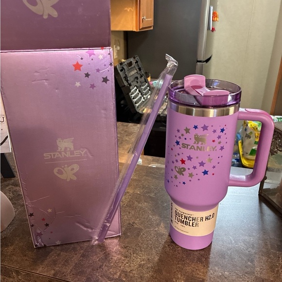 Stanley - Picture 1 of 5